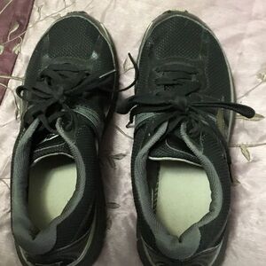 Avia Black and Gray Athletic Shoes
